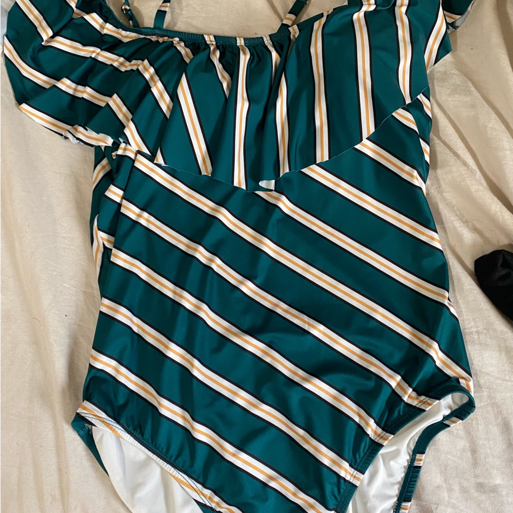 ModCloth Lucy Emerald Green Striped Flounce Swimsuit 1X NWOT